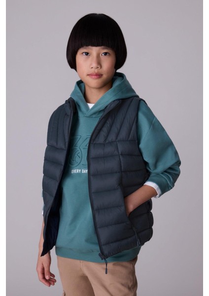 Erkek Çocuk 8-18 Yaş Dolgulu Yelek Lacivert