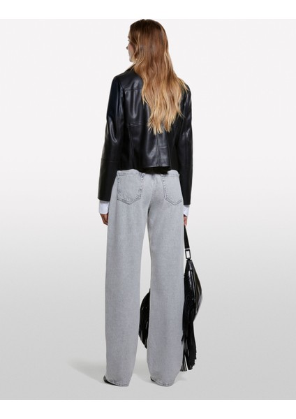 Viskoz Karışımlı Deri Görünümlü Fermuarlı Regular Fit Ceket Kadın Siyah Ceket - 325A20BZLN05T indirimleri