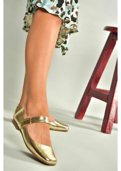 U726454508 Altın Rugan Kadın Babet fırsatları