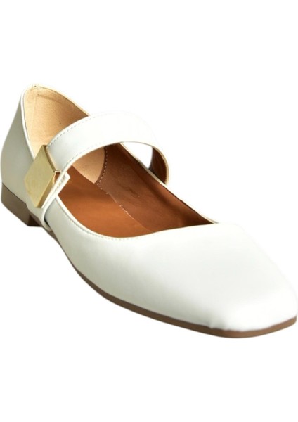 U726454509 Beyaz Kadın Babet