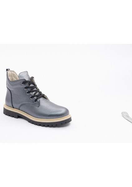 Mavi Bot Kadın modelleri