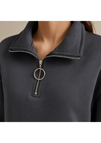 Dik Yaka Sweatshirt fiyatları