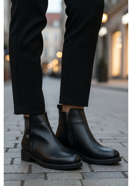 Siyah Cilt Polarlı Kaymaz Taban Kadın Topuklu Bot 224581 Z modelleri