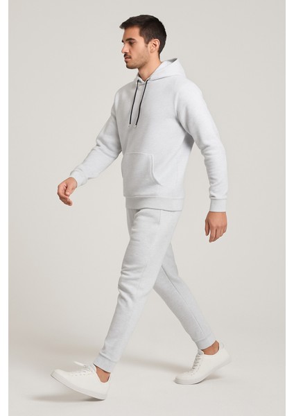 Üç Iplik Kapüşonlu Kanguru Cepli Sweatshirt Hoodie indirimleri