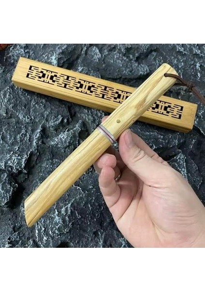 Damascus Tanto Japon Edc Zeytin Ağacı Sap modelleri