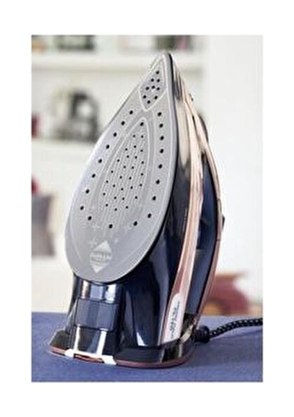 3200 W Yüksek Güçlü Akıllı Ultimate Pure FV9845 Kireç Avcısı Buharlı Ütü