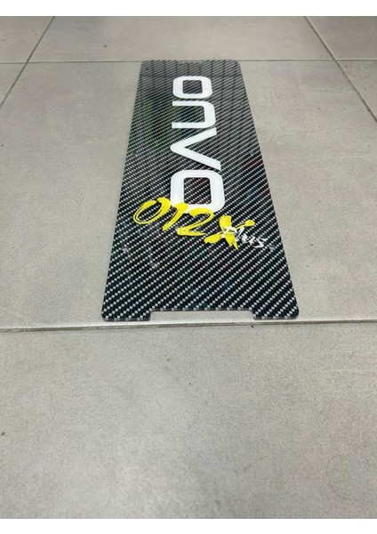 Karbon Desenli Elektrikli Scooter Plexi Tabanlık Yapışkanlı 3mm
