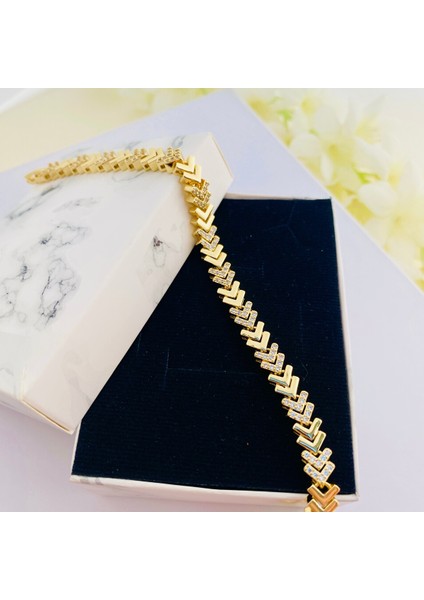 Kadın Bileklik V Model Bileklik Taşlı Vip Seri 14AYAR Gold 19 cm