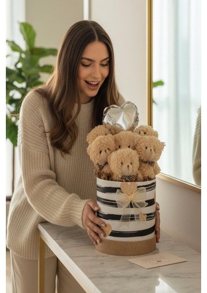 Premium Silindir Hediye Kutusunda, Kalpli Balonlu 6’lı Taba Ayıcık Buketi, Öğretmenler Günü Hediyesi - Sınıf Öğretmenine Hediye modelleri