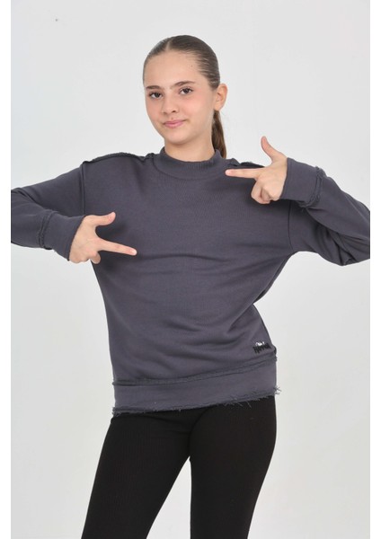 Kız Çocuk Happen Nakışlı Sweatshırt fırsatları