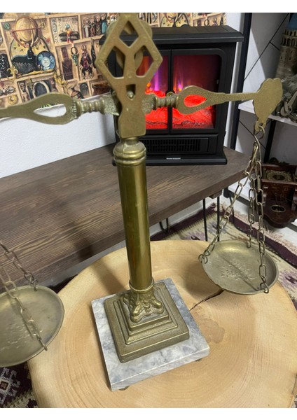 -Mermer Tabanlı Antika Adalet Terazisi-Dekoratif&koleksiyonluk indirimleri