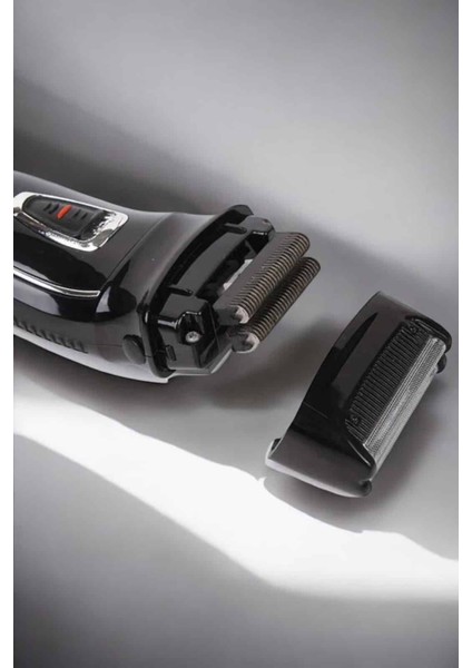 Şarjlı Paslanmaz Çelik Bıçaklı ve Kablosuz Saç Sakal Tıraş Makinesi - M895R860-K09895 modelleri