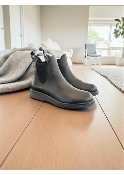 R25-505 Siyah Hakiki Deri Tam Ortopedik Kadın Bot