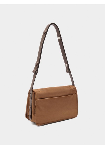 Teknik Kumaş Çapraz Askılı Çanta S modelleri