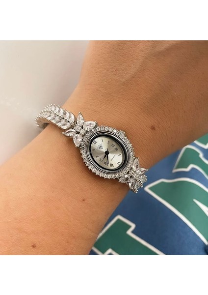 Gümüş Taşlı Bayan Saat