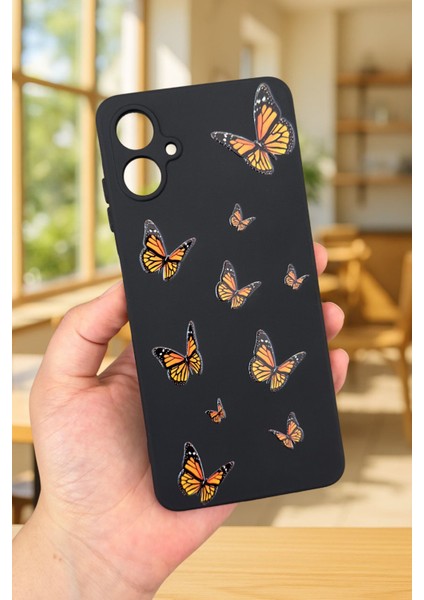 Samsung Galaxy A07 Uyumlu Turuncu Kelebek Desenli Silikon Darbe Emici Korumalı Rubber Kılıf