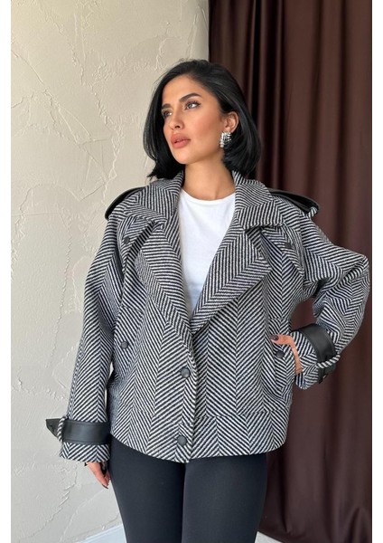 Gri Çizgili Deri Garnili Ceket