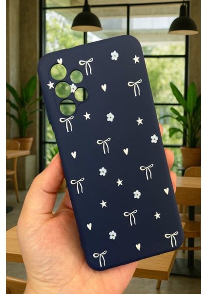 Samsung Galaxy A13 Uyumlu Mini Fiyonk Desenli Silikon Darbe Emici Klasik Korumalı Rubber Kılıf