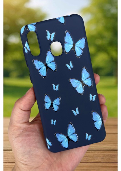 Samsung Galaxy A20 Uyumlu Mavi Kelebek Desenli Silikon Darbe Emici Klasik Korumalı Rubber Kılıf