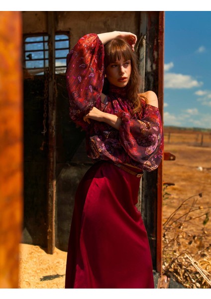 Şal Desenli Omuz Detaylı Bluz fırsatları