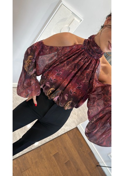 Şal Desenli Omuz Detaylı Bluz indirimleri