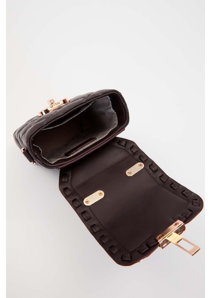 Koyu Kahve Dikdörtgen Form El Çantası modelleri