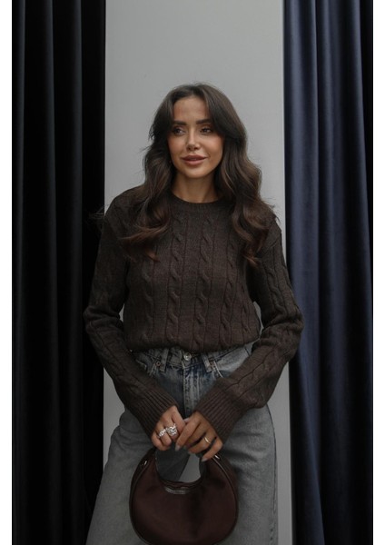 Acı Kahve Saç Örgülü Triko Kazak fırsatları