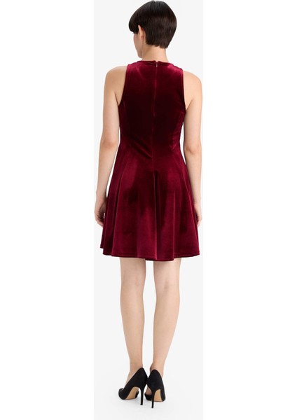 Bisiklet Yaka Kadife Kolsuz Mini Elbise G4358AX25AU indirimleri