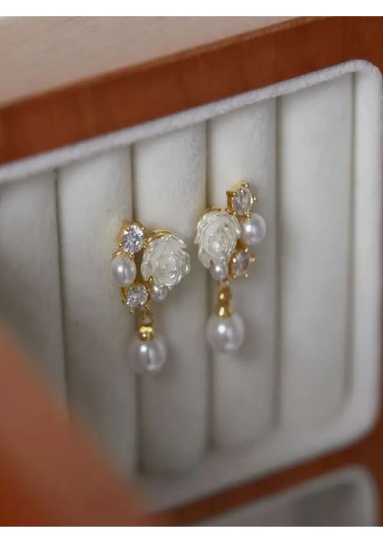 Kc Altın Kaplama Çiçekli İnci Küpe modelleri