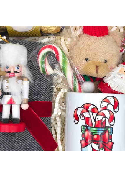 Premium Yılbaşı Hediye Kutusu 00200 fiyatları