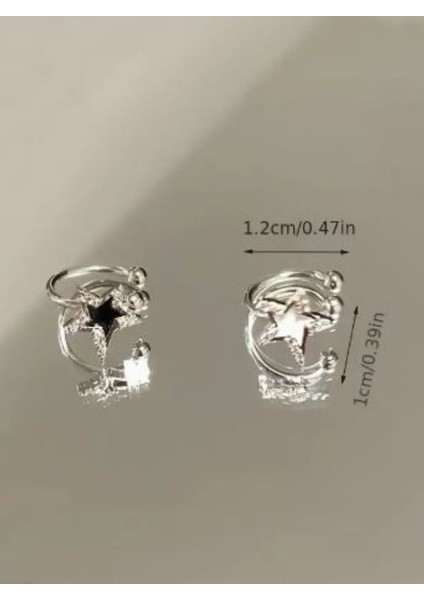 Siyah ve Beyaz Yıldız Tragus Küpe Seti fırsatları