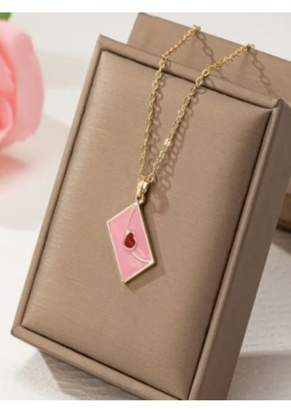 Kalpli Pembe Zarf Kolye