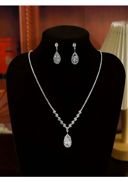 Gümüş Kaplama Zirkon Taşlı Kolye ve Küpe Düğün Seti modelleri