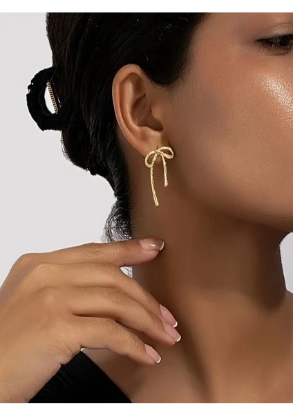 Altın Rengi Kurdele Küpe