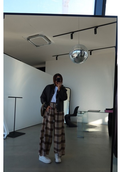 Ekoseli Geniş Kalıp Pantolon