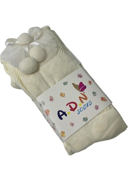 Ponpon Aksesuarlı Külotlu Çorap