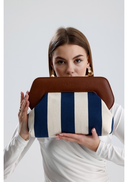 Kadın Lacivert Çizgi Desenli Kanvas Clutch El Çantası indirimleri