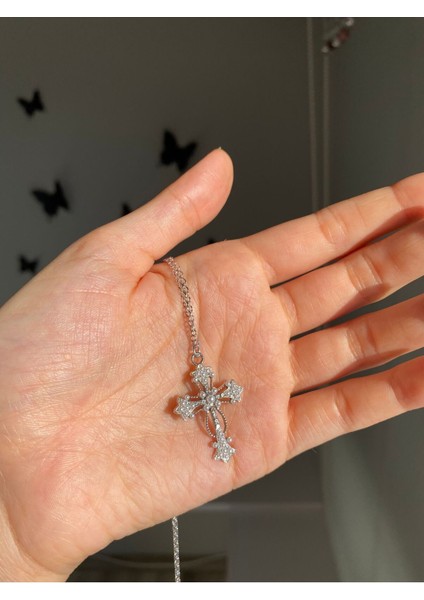 Zirkon Taşlı Haç Kolye