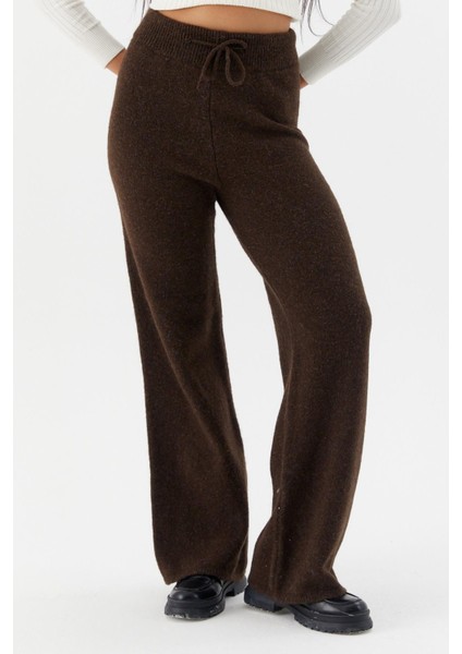 Beli Ip Bağcıklı Triko Pantolon Kahve fiyatları