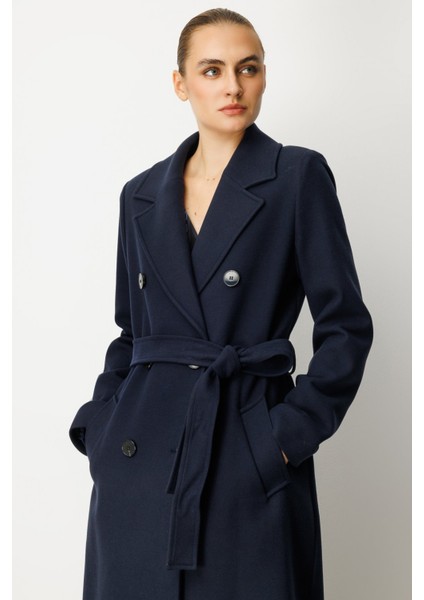 Kadın Beli Kuşaklı Kruvaze Yaka Kaban 6063 Lacivert modelleri