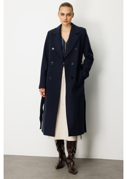 Kadın Beli Kuşaklı Kruvaze Yaka Kaban 6063 Lacivert fırsatları