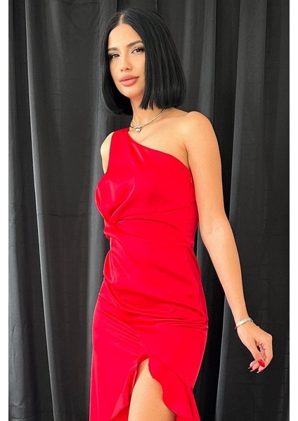 Kırmızı Volanlı Saten Abiye modelleri