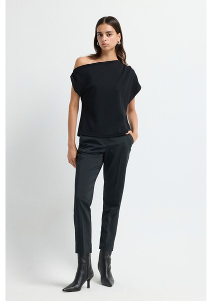 Degaje Yaka Kolsuz Bluz Siyah 11545231001 modelleri