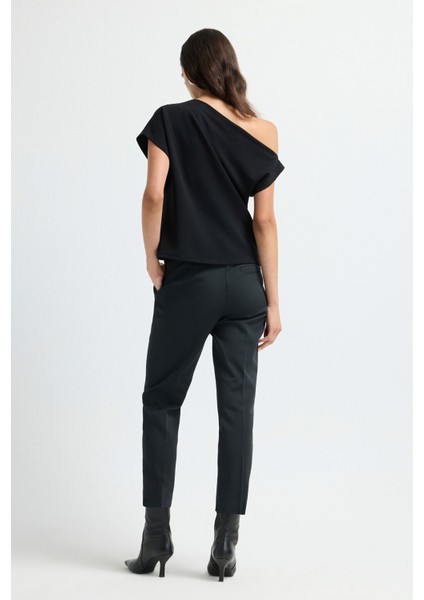 Degaje Yaka Kolsuz Bluz Siyah 11545231001 indirimleri