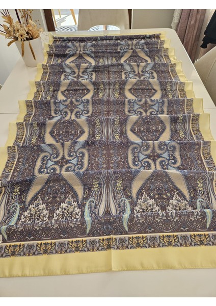 Etnik Desenli Sarı ve Mavi Tonlarında Soft Şal