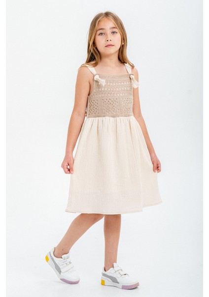 Kahve Dantel Detaylı Müslin Kız Çocuk Elbise 21086
