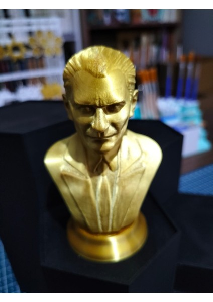 Altın Renkli Atatürk Büstü – 9 cm
