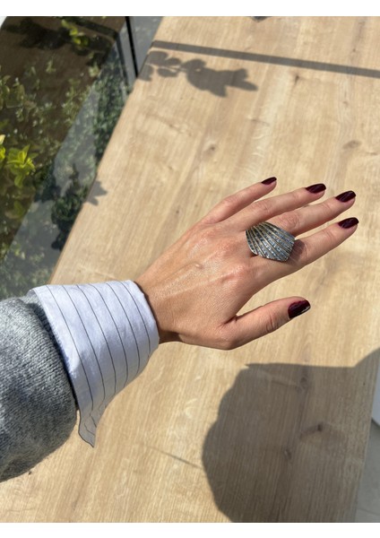 El Işi Tasarım Yelpaze Yüzük