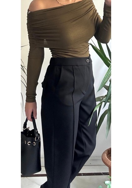 Kadın Siyah Paça Detaylı Pantolon indirimleri