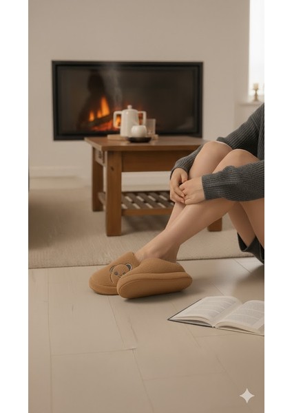 Kadın Peluş Tüylü Köpek Figürlü Rahat Ev Botu Pandufu Terlik